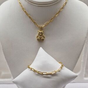 18k Gold plated Bear Pendant Necklace and Bracelet Set